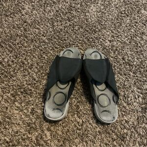Merrill Navy Slip On Sandals 9